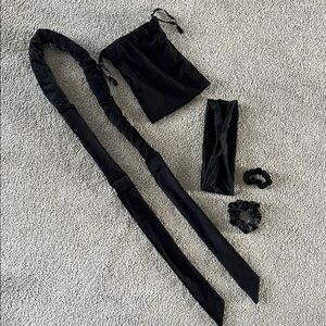 Elegant Black Hair Accessory Set